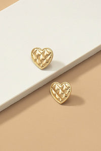 Checker heart stud earrings