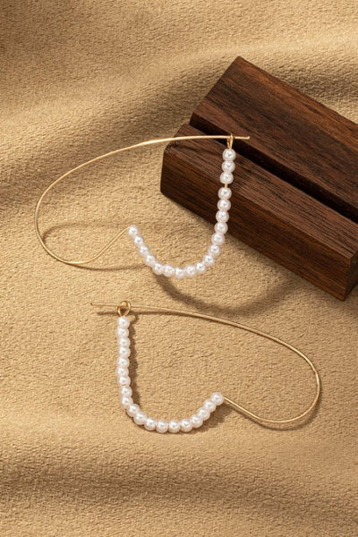 Brass wire heart shape hoop earrings with pearls