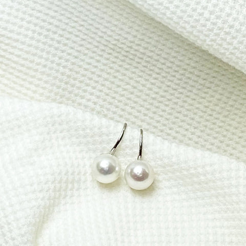 Pendientes colgantes de perlas blancas del Mar del Sur Claire
